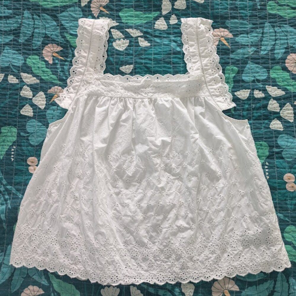 GAP x DÖEN Women Sz L Top White Eyelet Swing Square Neck Sleeveless Cotton